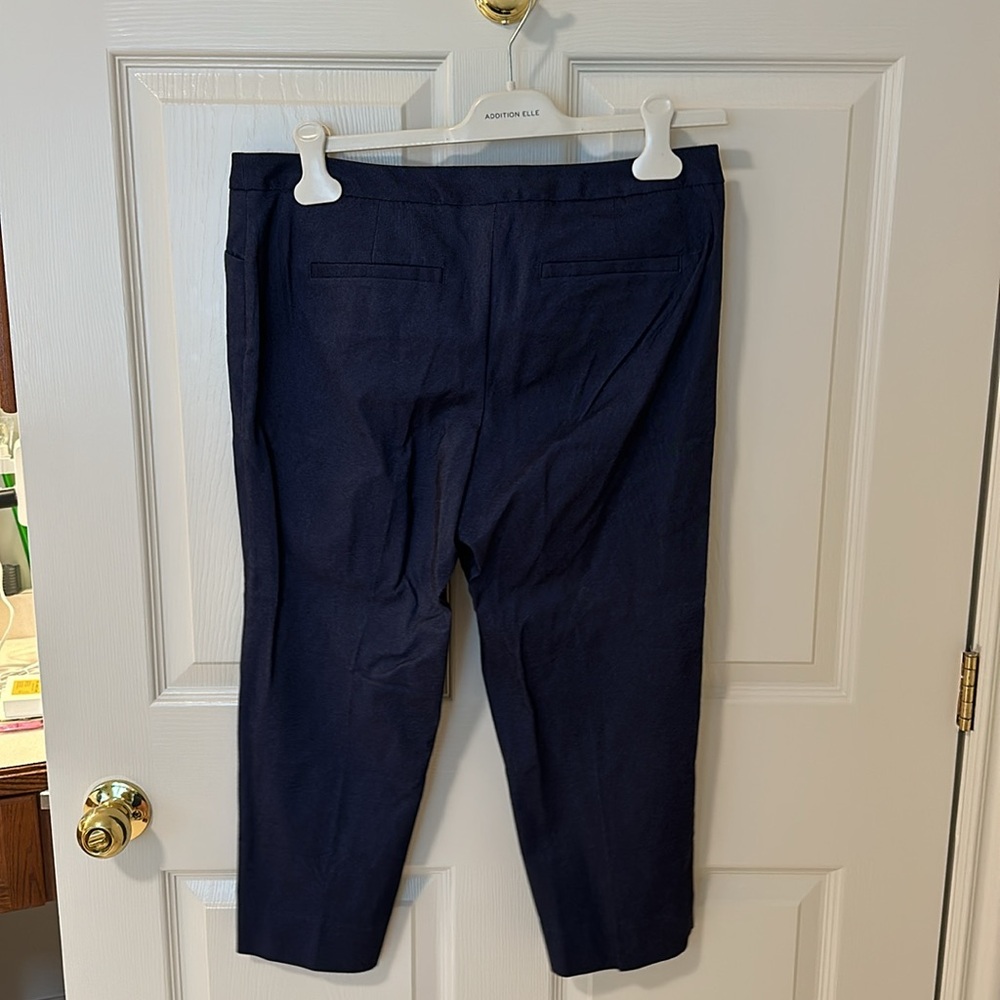 Navy capris - Picture 2 of 2